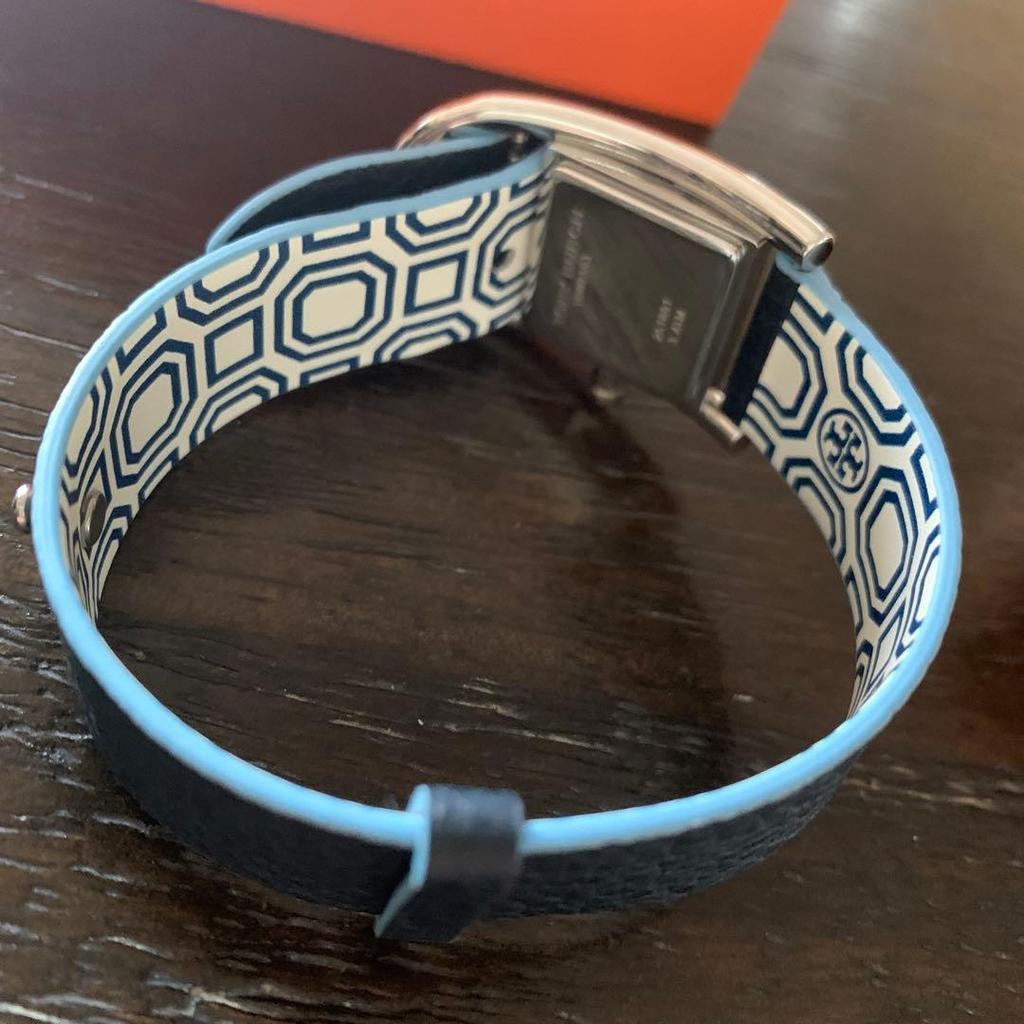 Подержанные женские часы TORY BURCH