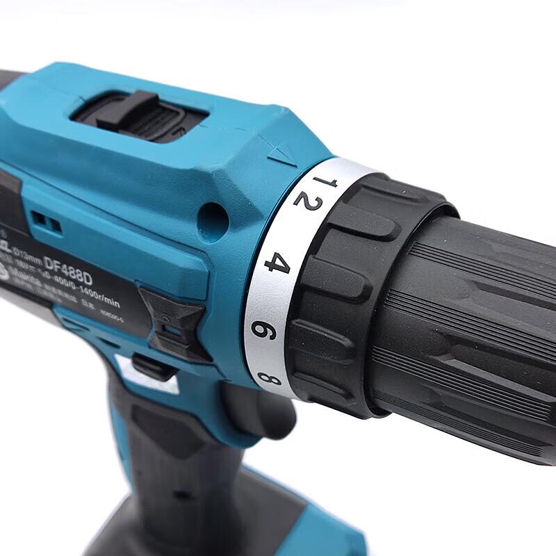 Makita DF488D 18V Cordless Driver Drill CN plug (adapter included)