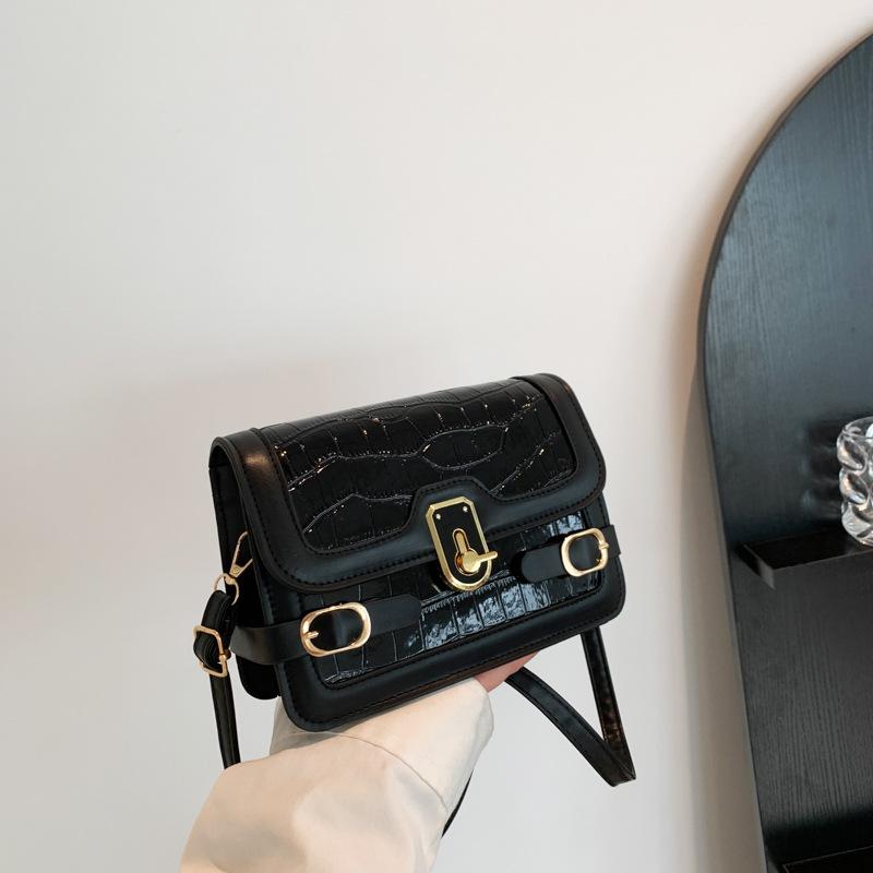 Повседневная маленькая сумка женская весна и лето 2025 новая модная текстурная на плечо сумка-мессенджер портативная маленькая квадратная сумка