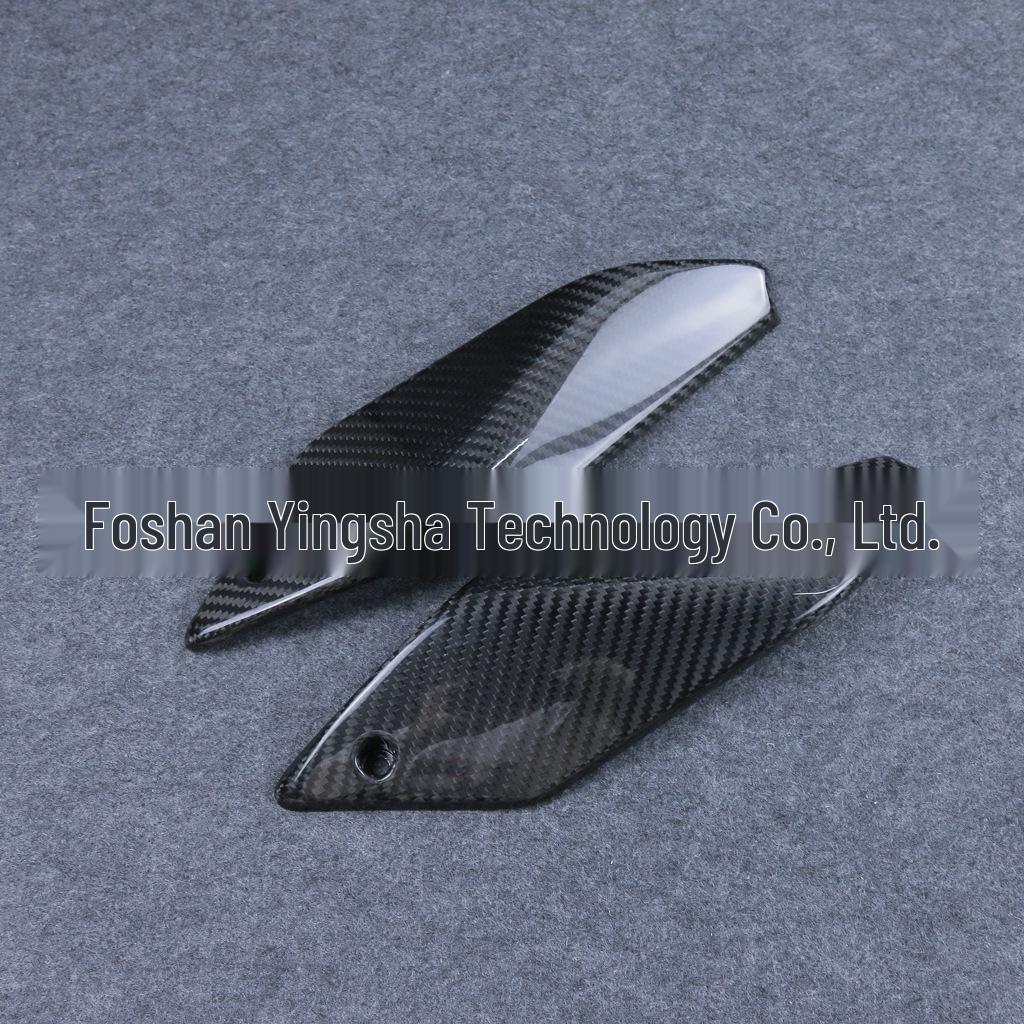 KTM 690 Duke Carbon Fiber Fuel Tank Side Panels (2012-2019)