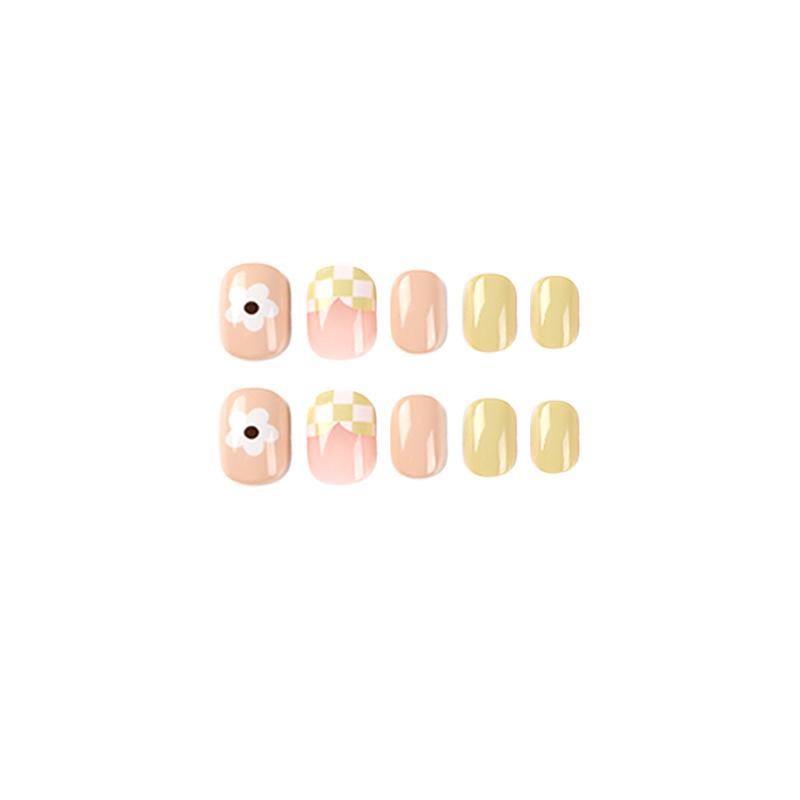 24Pcs/Set Quick Nails Fresh Green And White Checkerboard False Nials Sticker Wearable Waterproof Manicure Finished Nails