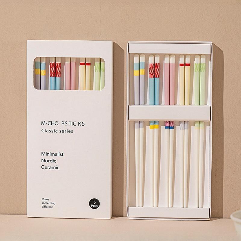 5 пар керамических палочек для еды, японские нескользящие палочки для суши, бытовая кухонная посуда, легко моющаяся, набор столовых приборов с ложкой, подарочный набор