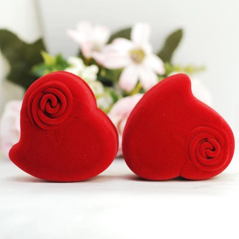 Heart Shape Velvet Ring Box Jewelry Display Engagement Wedding Jewelry Boxes Rose Flower Design Gifts Holder for Couple