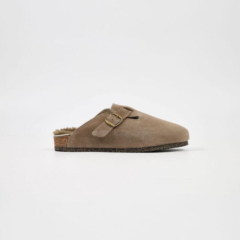 Bosabo Suede Clog Brown