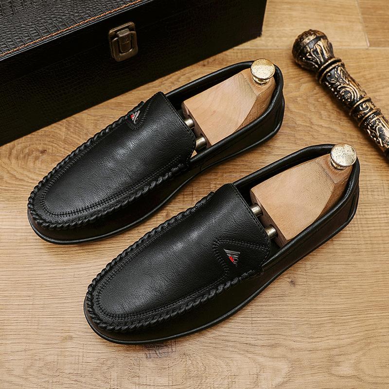 Summer New Leather Shoes Doudou Shoes Men's Soft, Comfortable and Breathable Foot Cover One Pedal Driving Shoes Casual Small Leather Shoes