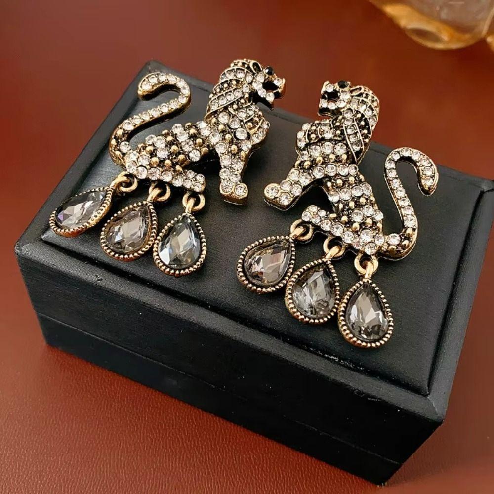 Винтажные серьги-кисточки в виде льва, нежные женские украшения, серьги-капли с бахромой, свадьба