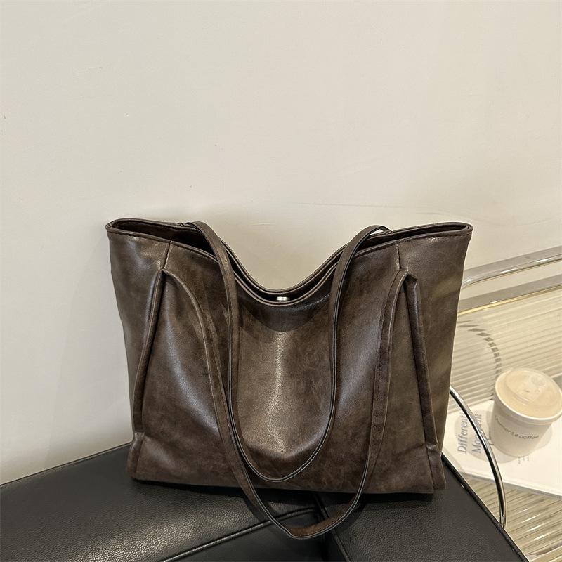 Большая вместительная сумка для женщин, новый нишевый дизайн, универсальная сумка на одно плечо для женщин, повседневная сумка для поездок на работу