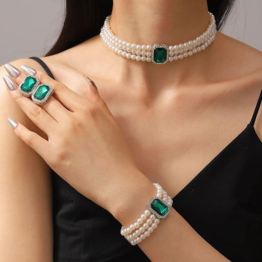 Hepburn Retro Faux Pearl & Gemstone Jewelry Set: Multi-Layer Choker, Bracelet, & Stud Earrings for Women