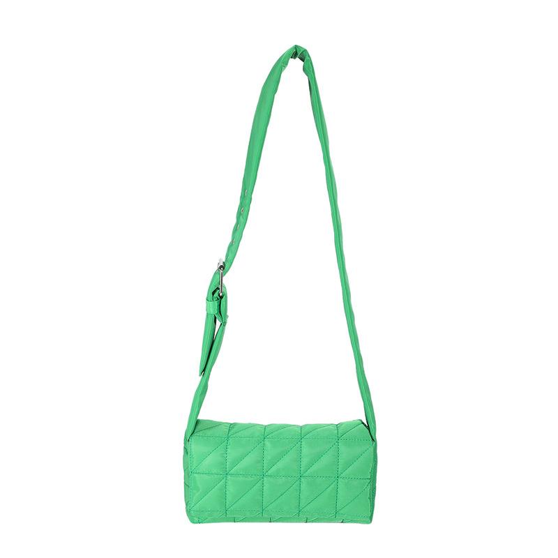 Осень-зима 2025 новая ромбовидная сумка, уличный тренд сумка-мессенджер, стеганая сумка-подушка с мягкой поверхностью, сплетенной из губки