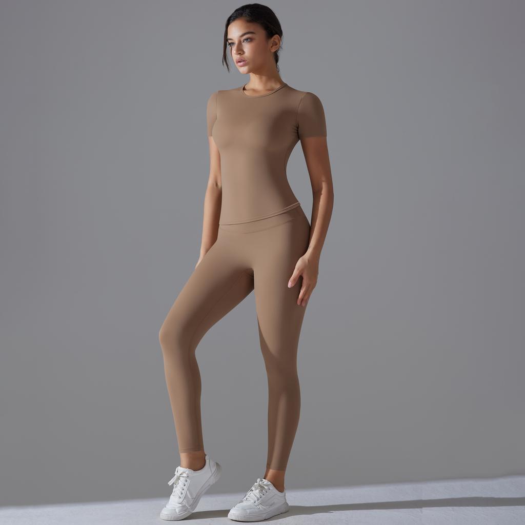 Auroth Short Sleeve Yoga Suit Women Fitness Sportswear Slim Crop Top Hip Lift Leggings Yoga Set