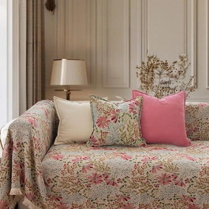 Французский диванный шарф в стиле ретро, жаккардовый диванный чехол из цельного полотна с розовым цветочным узором и бежевой кисточкой, диванный плед