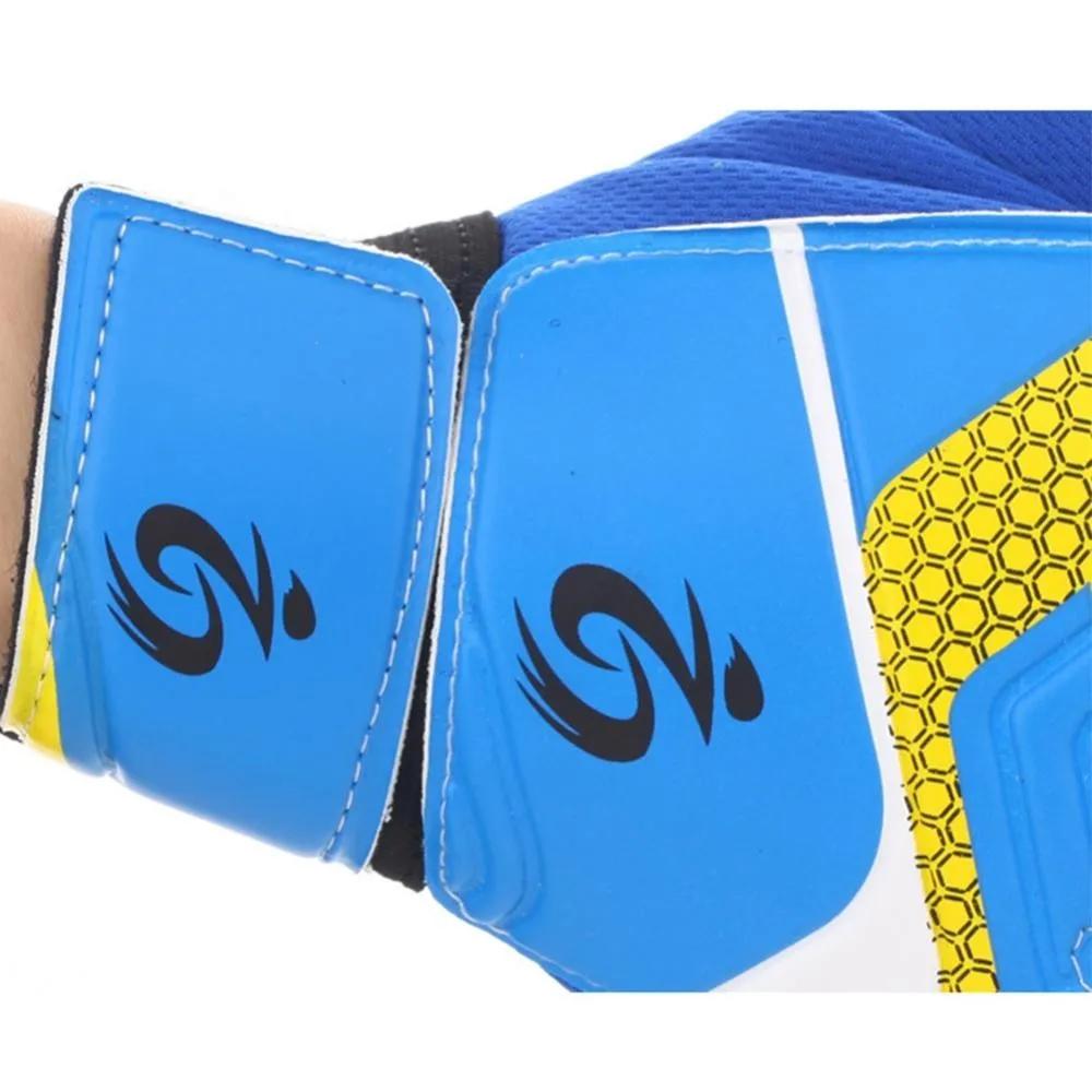 1Pair Latex Professional Kid's Soccer Goalkeeper Gloves Soccer Goalie Strong Full Finger Protection Gloves Football Gloves