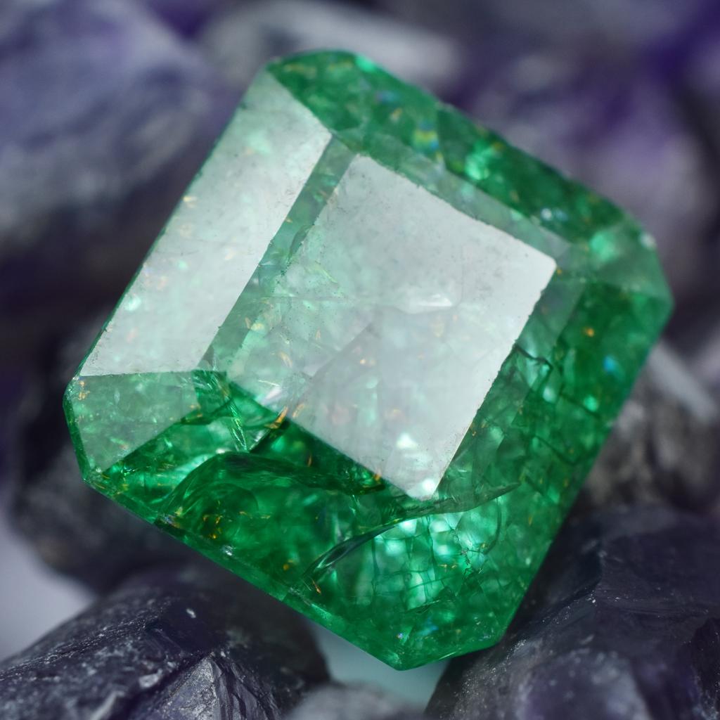 Natural Green Emerald Loose Gemstone Emerald Cut 15.55 ct for Jewelry Making and Gem Collections