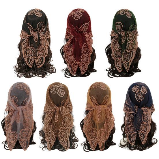 Платок на голову квадратный шарф с кружевной вышивкой розовые элементы мягкая ткань кружево головной убор акцент одежды