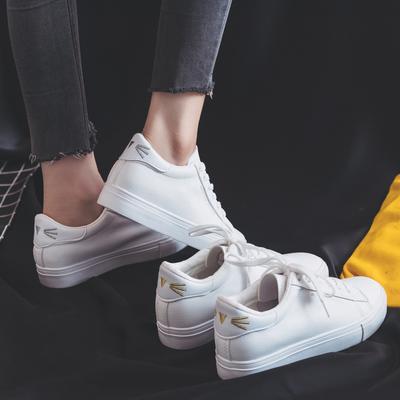 Модные женские туфли с увеличенным размером, весенние дышащие туфли для девочек из белой искусственной кожи, повседневные туфли для студентов на толстой подошве, кроссовки