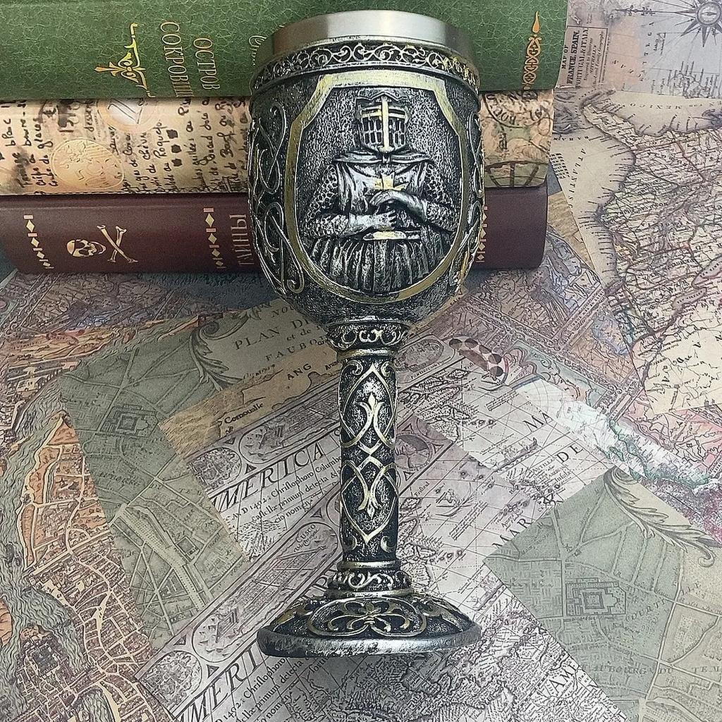 Medieval Armor Knight Wine Glass Vintage Goblet Decoration Whiskey Funny Cup Personality Gift Piece