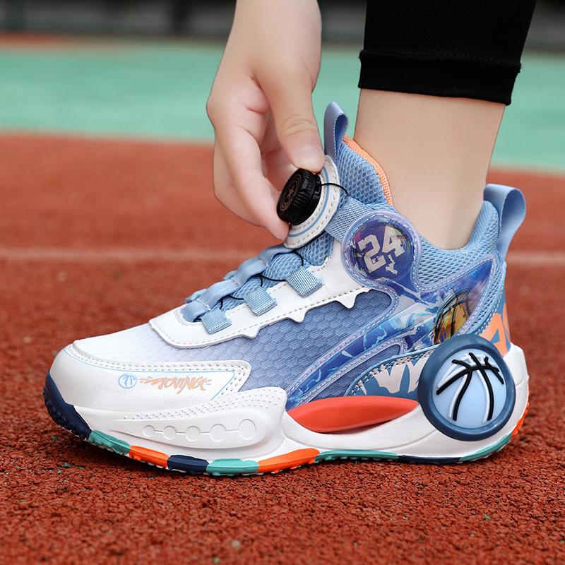 Обувь для мальчиков 2024 года, летняя новая детская спортивная обувь с вращающейся пряжкой для детей среднего и старшего возраста, модные классные баскетбольные кроссовки из сетки