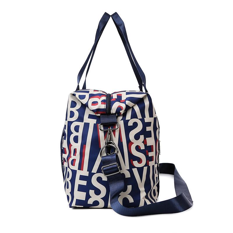 Многофункциональная дорожная сумка для занятий йогой и спортом с отделением для сухого/мокрого белья, большой вместимостью и возможностью транспортировки на тележке.