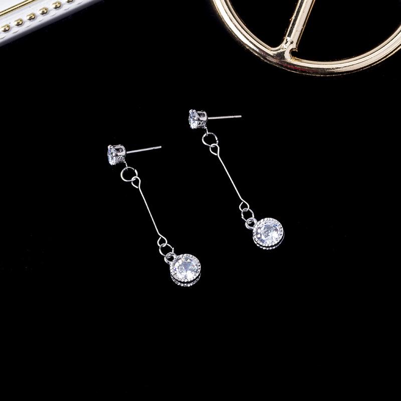 Корейские антиаллергенные геометрические серьги с цирконием: Сохраняющий цвет, модный, ручная работа для женщин