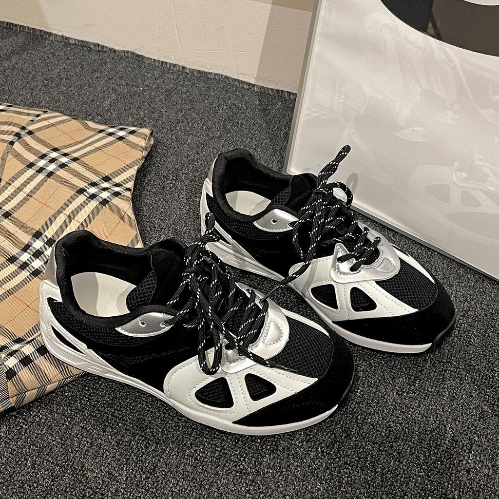 Ретро кроссовки на черной платформе для фанатов Queen женские 2025 новая осень юбка универсальные повседневные спортивные туфли