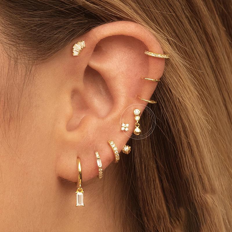 2 шт., висячие серьги на цепочке с кисточками из нержавеющей стали и цирконом для женщин, модные серьги золотого цвета с подвесками-бабочками, ювелирные изделия для пирсинга