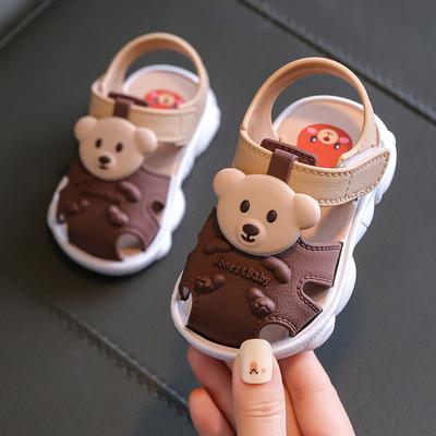Новые летние однотонные детские сандалии с мишкой, поставка обуви с мягкой подошвой и нескользящей подошвой для детей старшего возраста