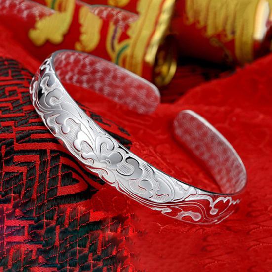 Женский браслет-открытие, регулируемая окружность, цветочный тисненый, гладкий, полированный, широкий, на запястье, ювелирное изделие