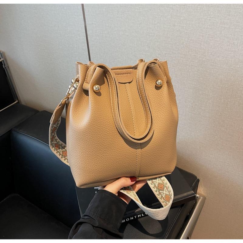 Популярные сумки женские новые осенне-зимние ретро широкополосные сумки-мессенджеры нишевые сумки-ведра