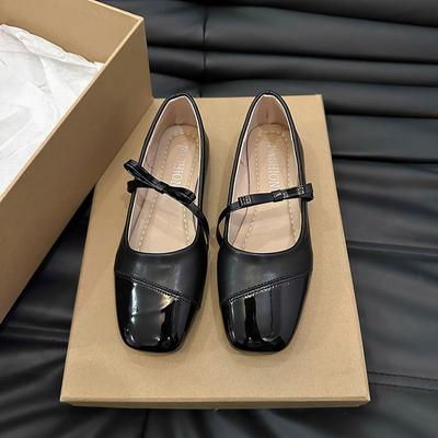 Модные туфли Мэри Джейн на плоской подошве, одинарные туфли для женщин, новые весенне-осенние, ретро, с мелким вырезом, одинарные туфли для женщин