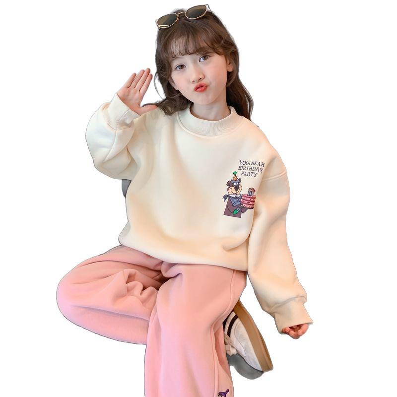 Худи с мультяшным медведем для девочек в корейском стиле 2025: Стильный бархатный топ на осень/зиму