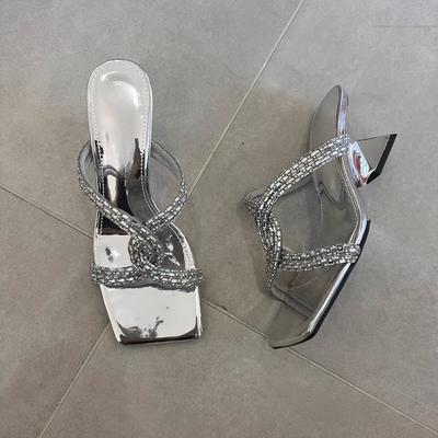 Модные женские тапочки Странный стиль Квадратный носок Стразы Женская обувь Повседневное платье Летний корейский стиль Zapatillas De Mujer