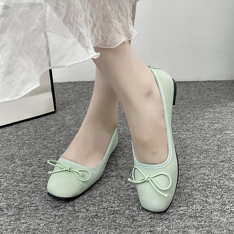 2024 Новые модные однотонные туфли с квадратным носком на плоской подошве для женщин с бантом и неглубоким носком, простые повседневные туфли на плоской подошве для женщин