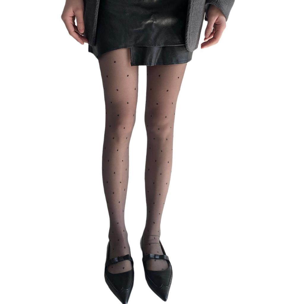 2024 Spring/Summer Ultra-Thin Core-Spun Silk Polka Dot Heart Jacquard Stockings: Slimming, Sexy, Versatile Women's Socks