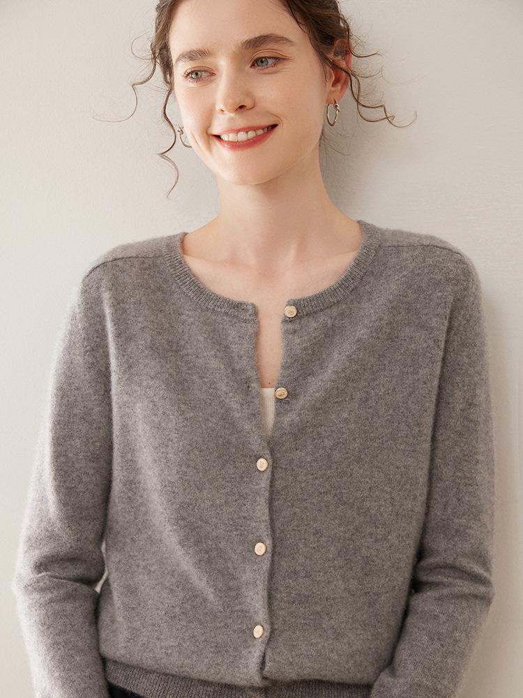 Women's Round Neck Cashmere Knit Cardigan - Long Sleeve, Loose Fit, Fashionable Outerwear for Autumn/Winter