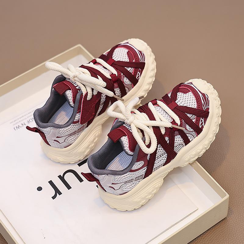 Детская спортивная обувь для мальчиков и девочек, повседневные кроссовки на шнуровке, дышащая сетка, модная осень-зима 2024, горячая детская обувь для бега