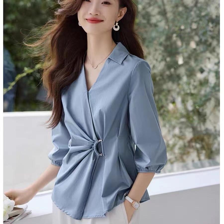 Дизайн-чувственный темперамент дорожная рубашка с V-образным вырезом на талии и лацканами новая плиссированная рубашка для женщин
