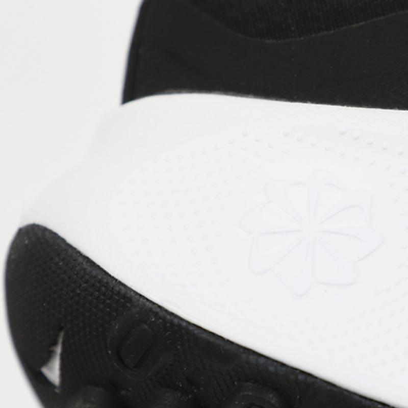 Оригинальные кроссовки Nike W Revolution 7 Wide