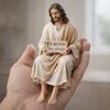 Смоляная фигурка Иисуса на стол Ручная работа Сидящая статуэтка Иисуса Христа для приборной панели автомобиля Домашний офис Настольный декор Христианский религиозный подарок для семьи друзей