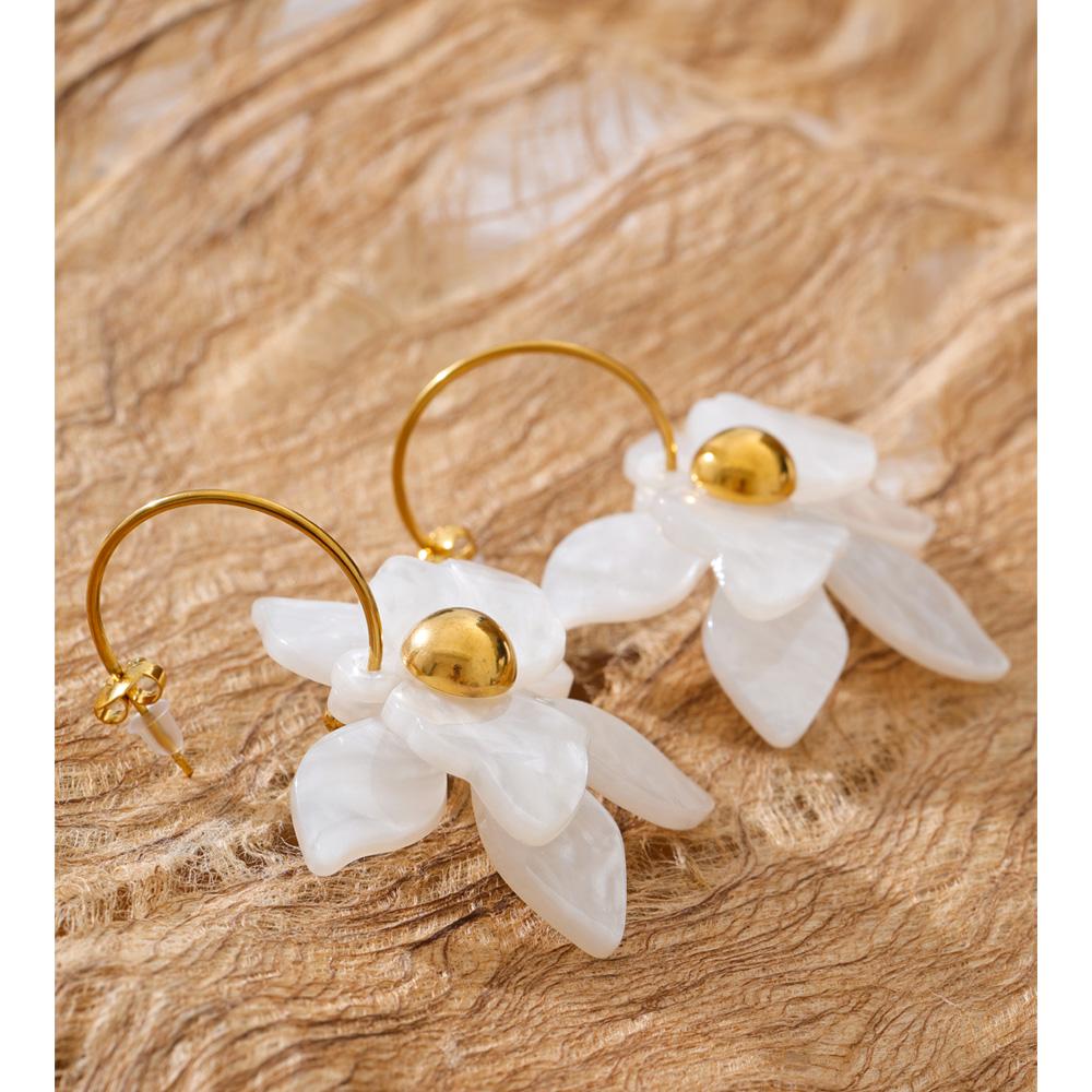 Yhoup 2026 Spring Y2K Mutil-color Acrylic Flower Petal Drop Earrings Stainless Steel Golden Young Charming Jewelry Waterproof