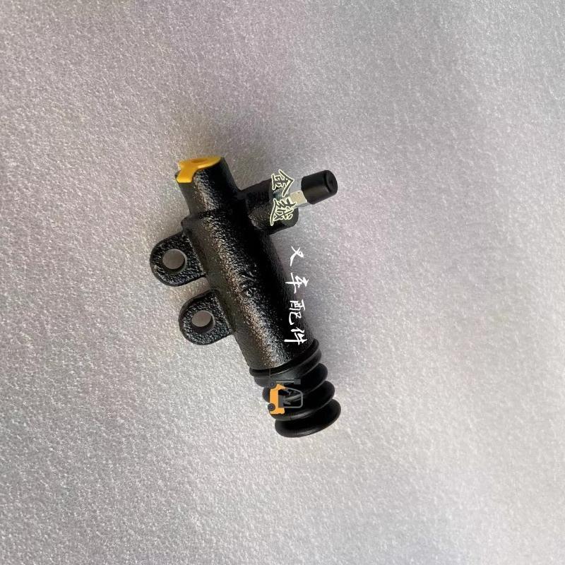 Forklift Parts 31410-23600-71 Clutch Master Cylinder for Forklift 5F 6F