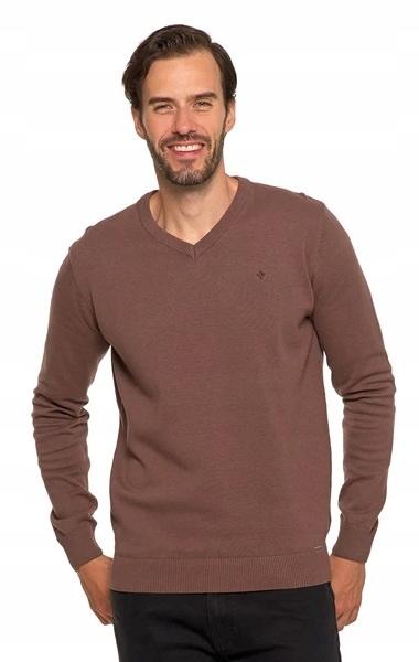 Elegant Men's Sweater with a Straight Cut, Classic Cotton, Comfortable MORAJ M brown
