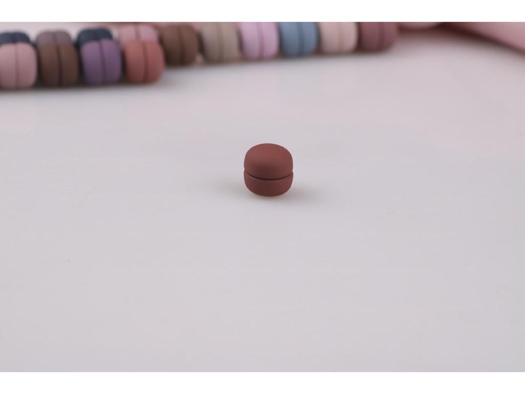 Магнитная брошь-зажим для шарфа «Макарон»: Не оставляющий следов, не повреждающий аксессуар для шали и головного платка.