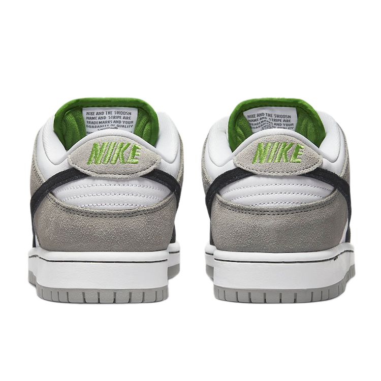 Nike Кроссовки унисекс Dunk Low SB Chlorophyll Серые Средне-Серые Белые BQ6817-011