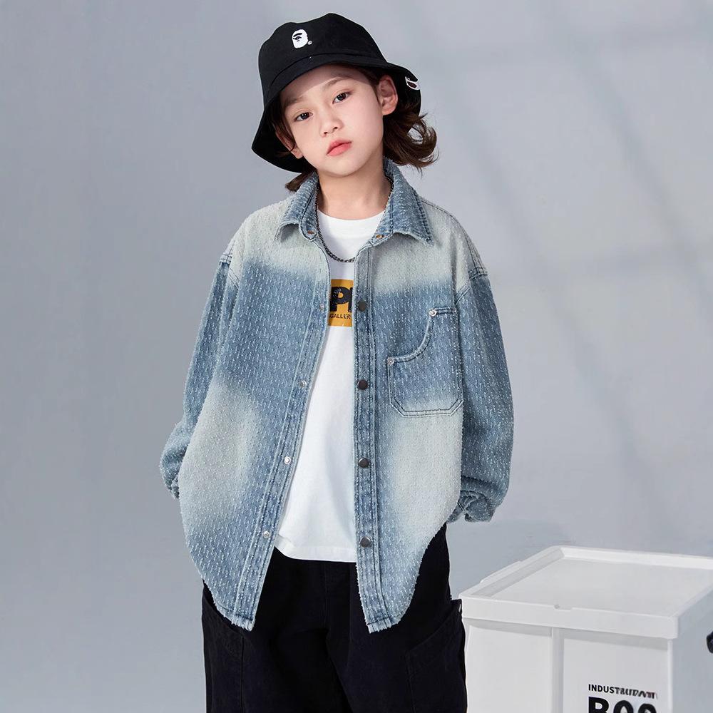 Модное пальто для мальчиков 2025 года, весна и осень, детская повседневная красивая джинсовая рубашка