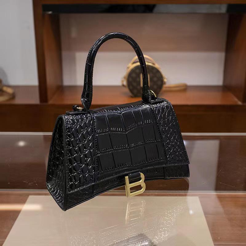 Ранневесенняя Высококлассная Нишевая Сумка-Багет и Кроссбоди Песочные часы