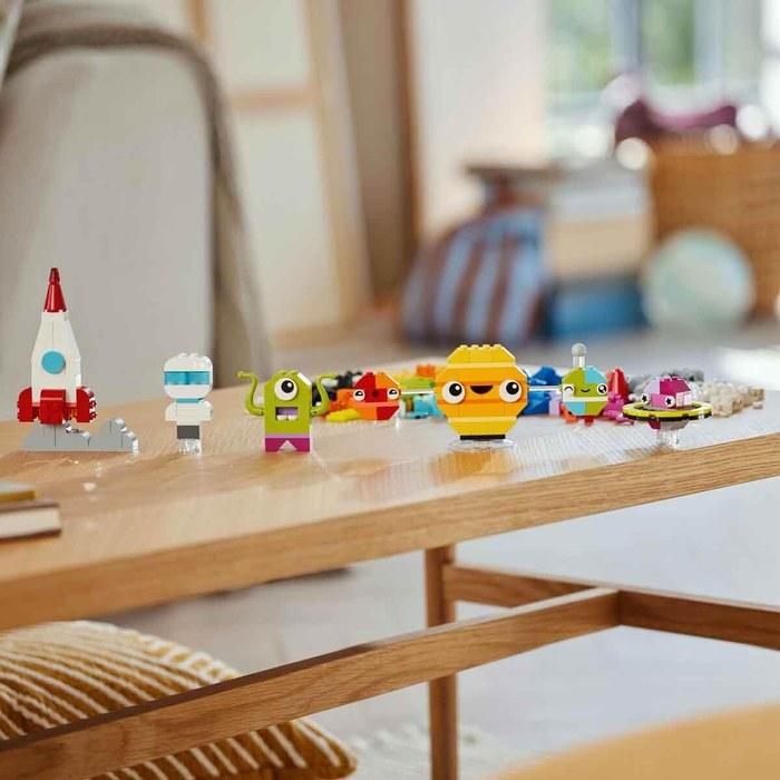 LEGO Classic Build a Star 11037 (Multicolor)