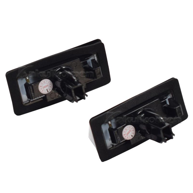 2x White Car LED License Number Plate Light Lamp For Nissan Altima Maxima Murano Pathfinder Rogue Quest Sentra Versa Note JX35