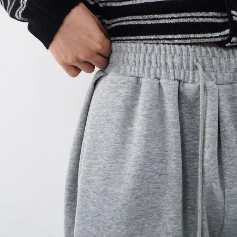 Onl Men Side Tuck Wide Sweat Pants Balloon