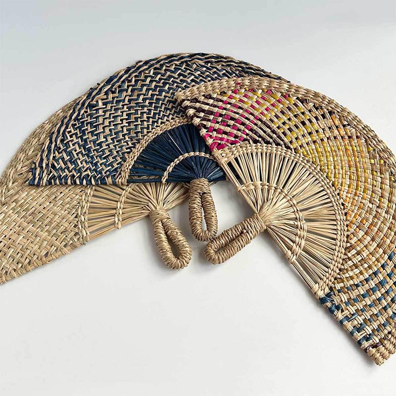 Hand-Woven Straw Fan Decorative Handmade Semicircular Woven Fan Summer Cooling Fan Handheld Fan Gift Home Decor