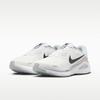 Nike Structure 26 White Black (Women's)